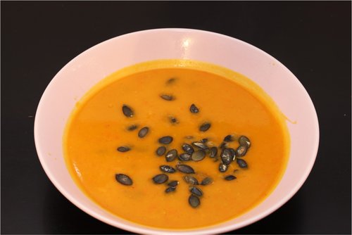 Kürbissuppe Rezept – Cremig & würzig im Herbst – selber machen