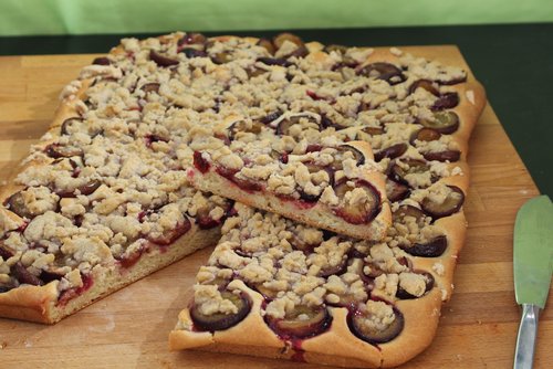 Zwetschgendatschi Rezept – Bayrischer Pflaumenkuchen – selber machen